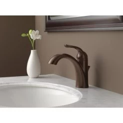 Delta Lahara Venetian Bronze 1-handle Single Hole/4-in Centerset WaterSense Bathroom Sink Faucet With Drain -Master Lock Store 034449594608 09909428 1800x1800