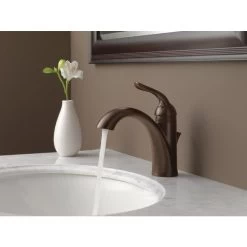 Delta Lahara Venetian Bronze 1-handle Single Hole/4-in Centerset WaterSense Bathroom Sink Faucet With Drain -Master Lock Store 034449594608 10609500 1800x1800