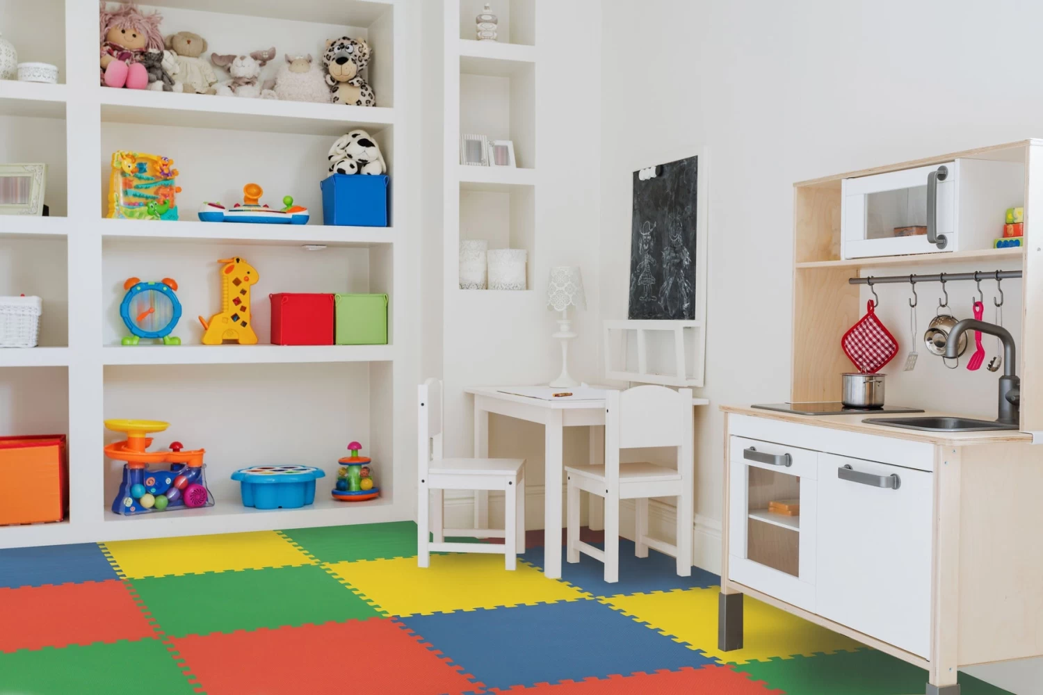 Achim Interlocking Foam Anti Fatigue Floor Tiles, 4 Tiles/16 Sq. Ft., 24 X 24, Multicolor 6 Achim Interlocking Foam Anti Fatigue Floor Tiles, 4 Tiles/16 Sq. Ft., 24 X 24, Multicolor - Image 4