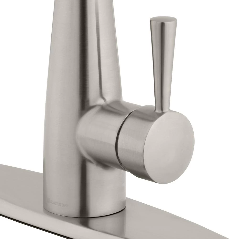 900 Series Single-Handle Pull-Down Sprayer Kitchen Faucet With Soap Dispenser In Stainless Steel 6 900 Series Single-Handle Pull-Down Sprayer Kitchen Faucet With Soap Dispenser In Stainless Steel - Image 4