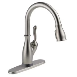 Leland Single-Handle Pull-Down Sprayer Kitchen Faucet W/ShieldSpray And MagnaTite Docking In Arctic Stainless -Master Lock Store fd550ae44fe48f5d16bc36e134a56922 1800x1800